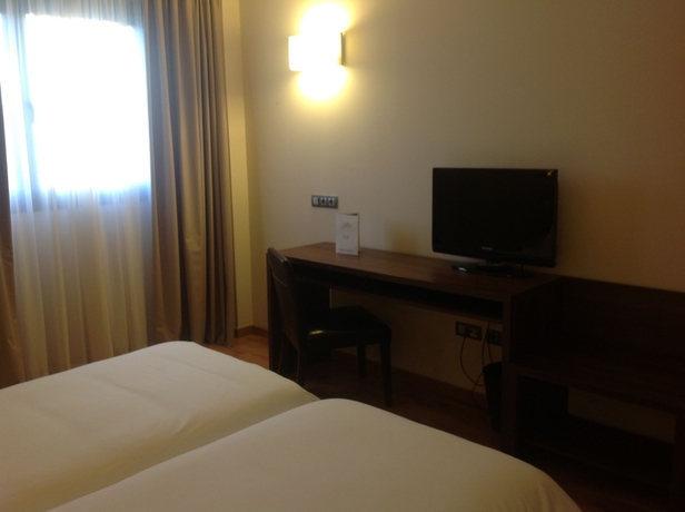 Imagen de la habitación del Hotel Pago Del Olivo. Foto 7