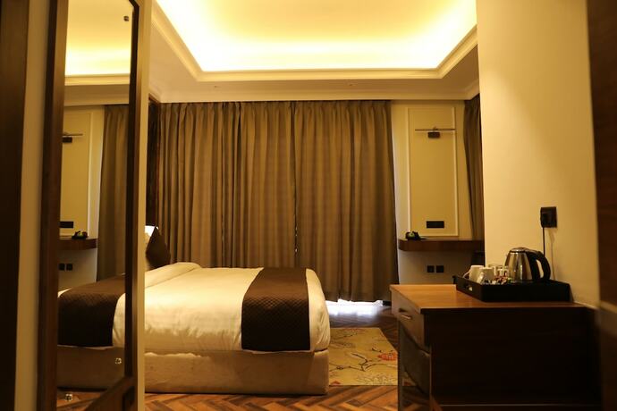 Imagen de la habitación del Hotel Pagoda Centurion. Foto 16