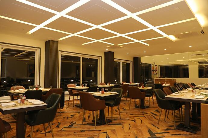 Imagen general del Hotel Pagoda Centurion. Foto 12