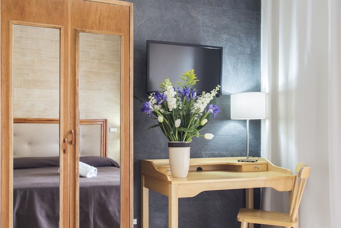 Imagen de la habitación del Hotel Pagoda, Ischia. Foto 13