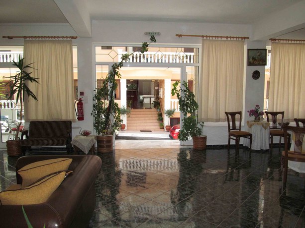 Imagen de los interiores del Hotel Pagona. Foto 20