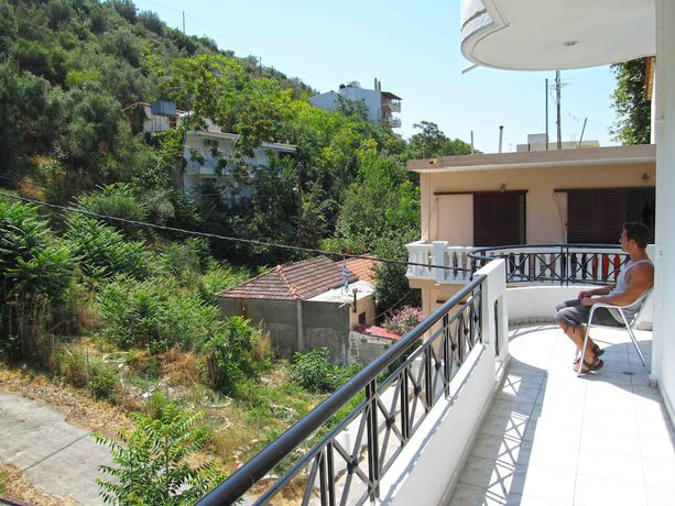 Imagen de la habitación del Hotel Pagona. Foto 16