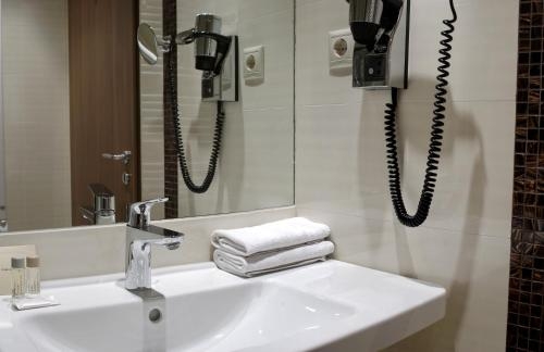 Imagen de la habitación del Hotel Pagony Wellness. Foto 10