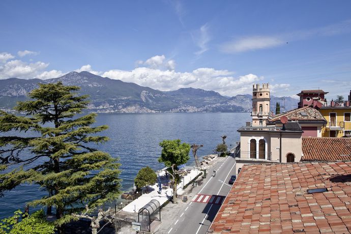 Imagen de los exteriores del Hotel Pai. Foto 18