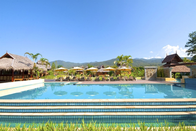 Imagen de la piscina del Hotel Pai Hotsprings Spa Resort. Foto 16