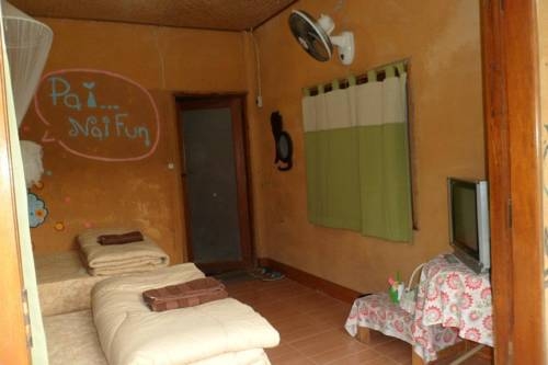 Imagen de la habitación del Hotel Pai Nai Fun. Foto 47