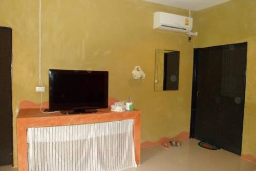 Imagen de la habitación del Hotel Pai Nai Fun. Foto 51