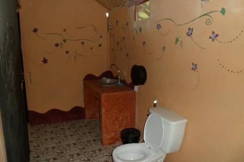 Imagen de la habitación del Hotel Pai Nai Fun. Foto 52