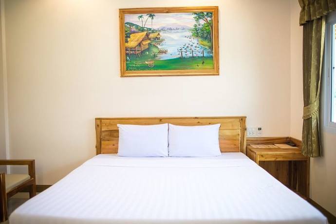 Imagen de la habitación del Hotel Pailin Resort. Foto 7