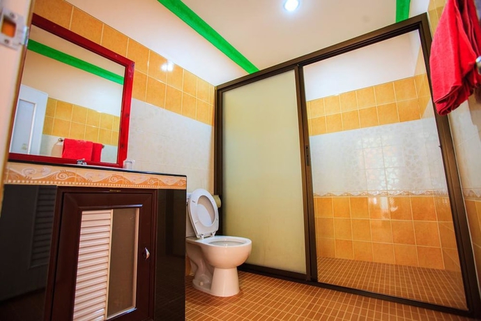 Imagen de la habitación del Hotel Pailin Resort. Foto 14