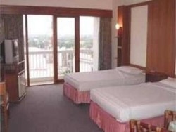 Imagen de la habitación del Hotel Pailyn Pitsanuloke. Foto 12