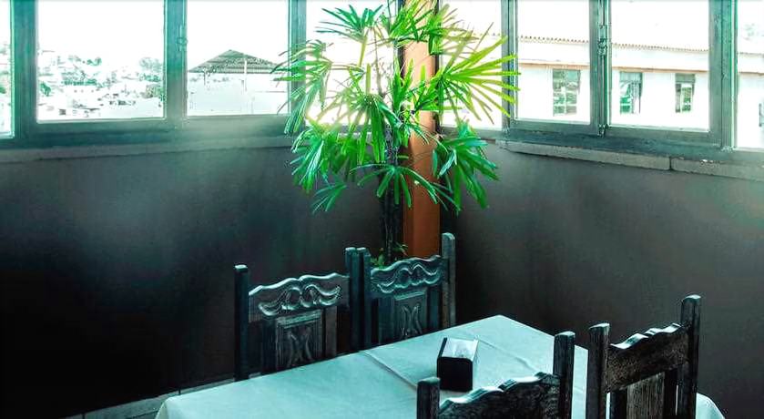 Imagen del bar/restaurante del Hotel Pais e Filhos. Foto 7
