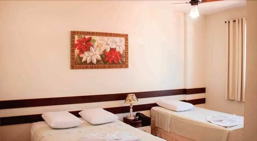 Imagen de la habitación del Hotel Pais e Filhos. Foto 14