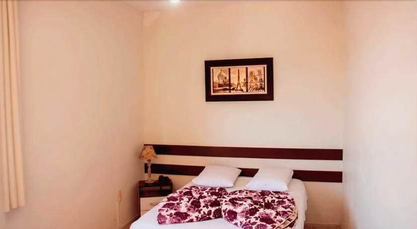 Imagen de la habitación del Hotel Pais e Filhos. Foto 15