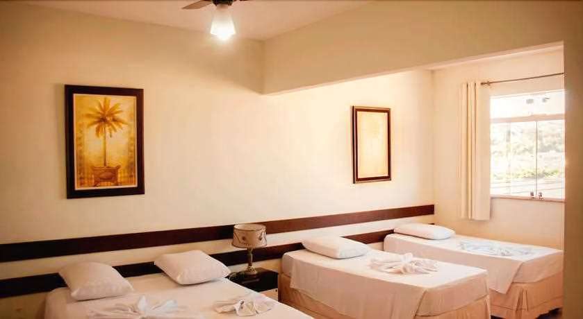 Imagen de la habitación del Hotel Pais e Filhos. Foto 16