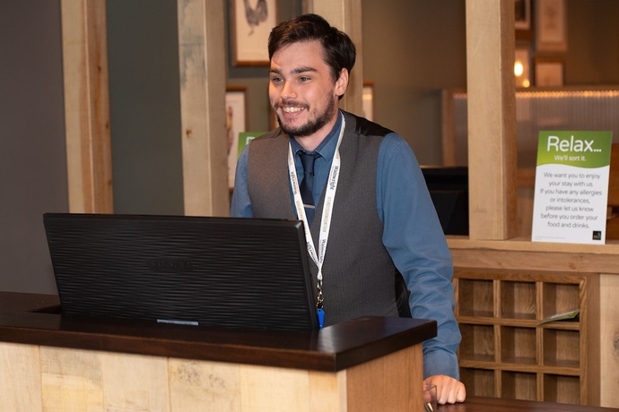 Imagen de los interiores del Hotel Paisley Pear, Brackley by Marston\'s Inns. Foto 19