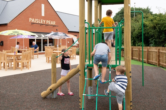 Imagen de los exteriores del Hotel Paisley Pear, Brackley by Marston\'s Inns. Foto 18