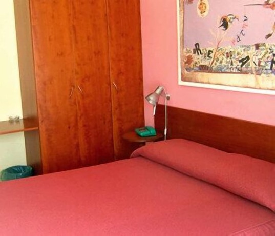 Imagen de la habitación del Hotel Paistos. Foto 7