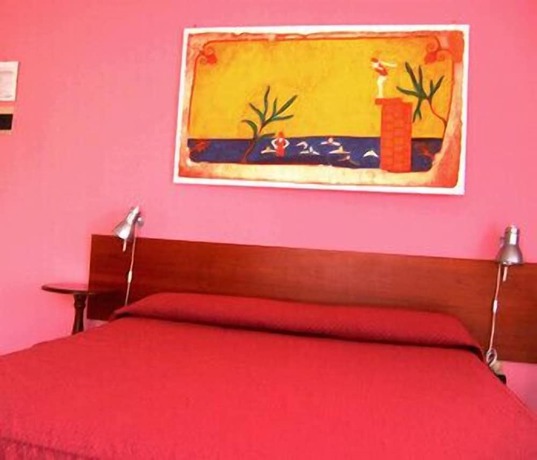 Imagen de la habitación del Hotel Paistos. Foto 8