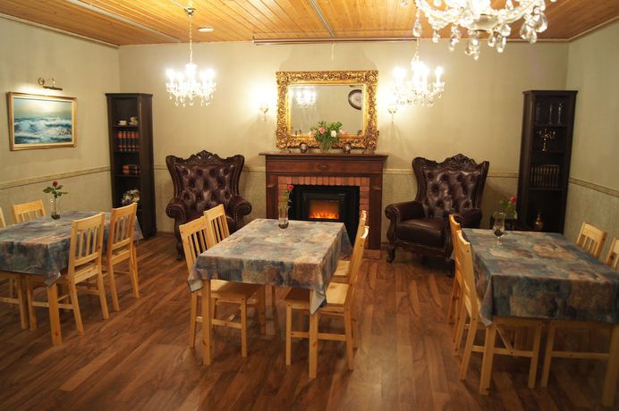 Imagen del bar/restaurante del Hotel PajarinHovi. Foto 6