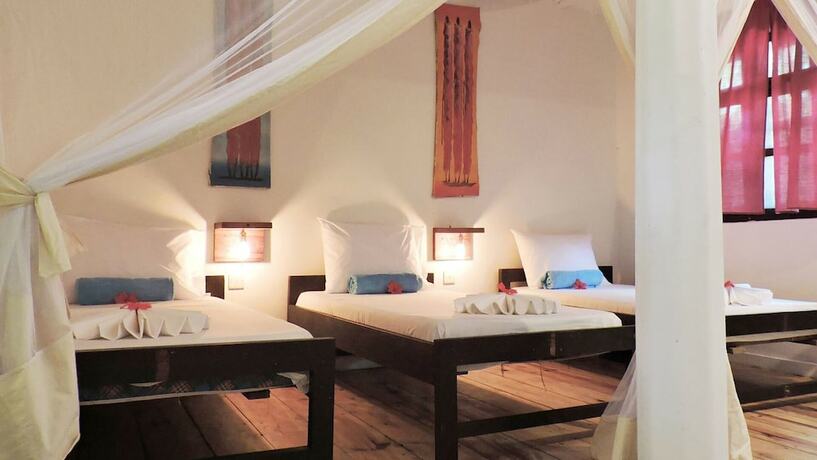 Imagen de la habitación del Hotel Paje By Night. Foto 14