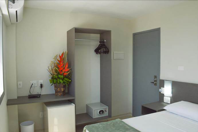 Imagen de la habitación del Hotel Paju&ccedil;ara Express. Foto 6