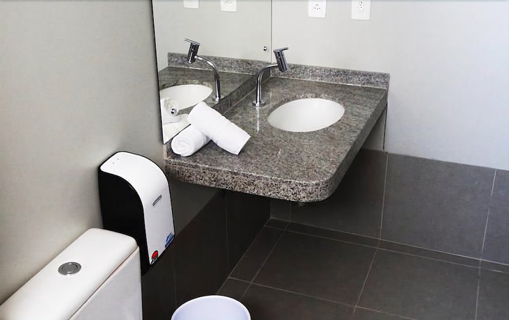 Imagen de la habitación del Hotel Paju&ccedil;ara Express. Foto 11