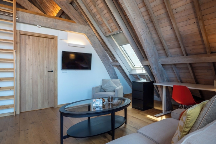 Imagen de la habitación del Hotel Pakasa Leiden. Foto 11