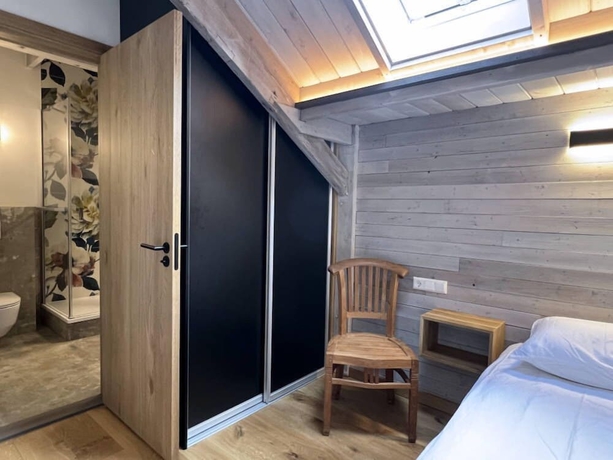 Imagen de la habitación del Hotel Pakasa Leiden. Foto 14