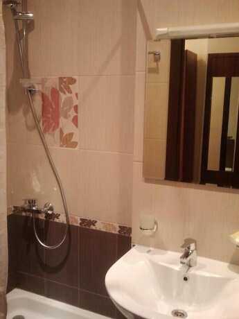 Imagen de la habitación del Hotel Pakhra. Foto 17