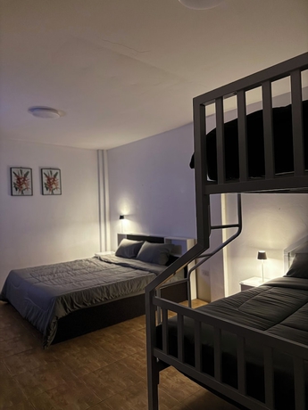 Imagen de la habitación del Hotel Pakkan hotel Kanchanaburi. Foto 2