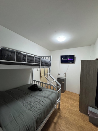 Imagen de la habitación del Hotel Pakkan hotel Kanchanaburi. Foto 10