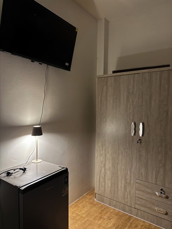 Imagen de la habitación del Hotel Pakkan hotel Kanchanaburi. Foto 11