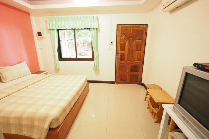 Imagen de la habitación del Hotel Pakmeng Guesthouse. Foto 30