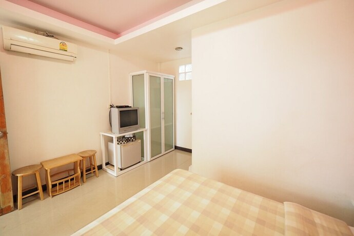 Imagen de la habitación del Hotel Pakmeng Guesthouse. Foto 31