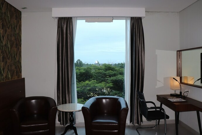 Imagen de la habitación del Hotel Pakons Prime. Foto 25