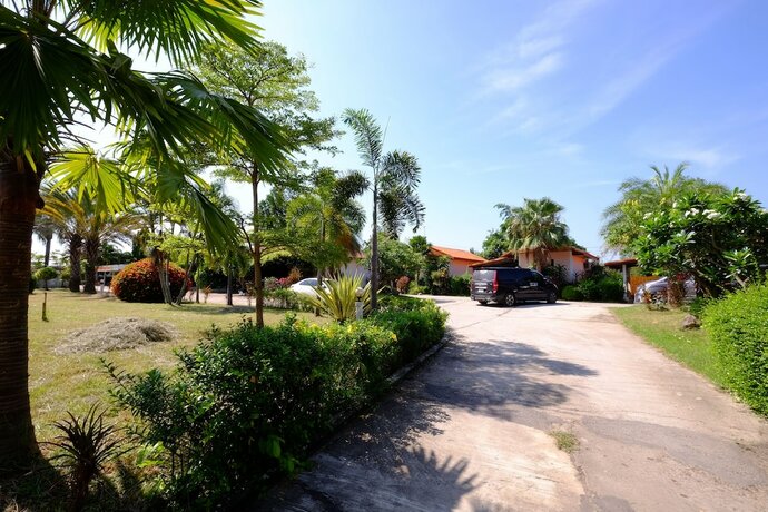 Imagen general del Hotel Paktraporn Resort. Foto 11