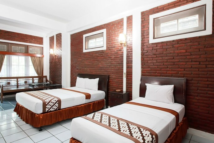 Imagen de la habitación del Hotel Paku Mas. Foto 7