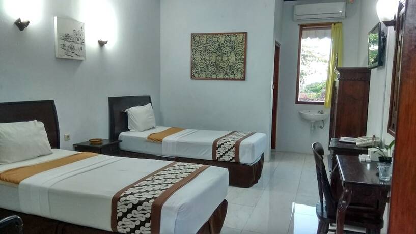 Imagen de la habitación del Hotel Paku Mas. Foto 14
