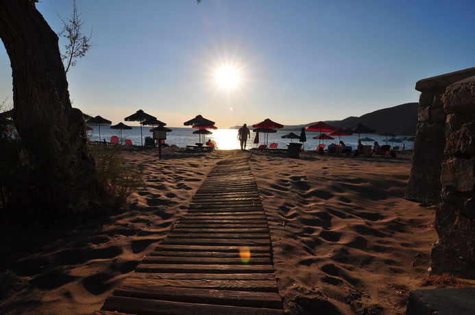 Imagen de los exteriores del Hotel Pal Beach, Creta. Foto 11