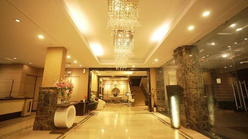Imagen general del Hotel Pal Heights. Foto 11