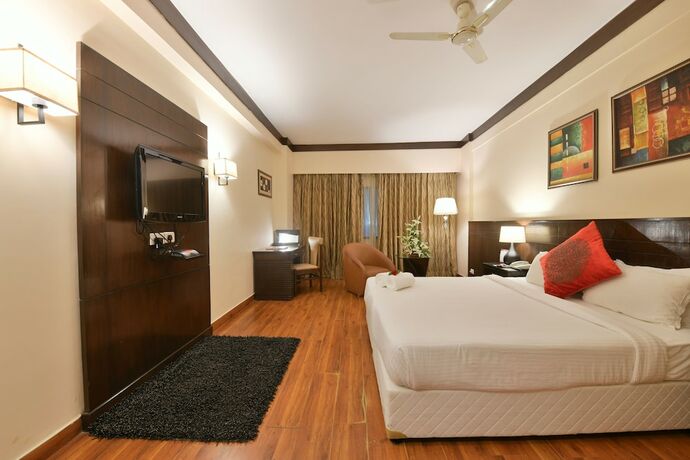 Imagen de la habitación del Hotel Pal Heights. Foto 25