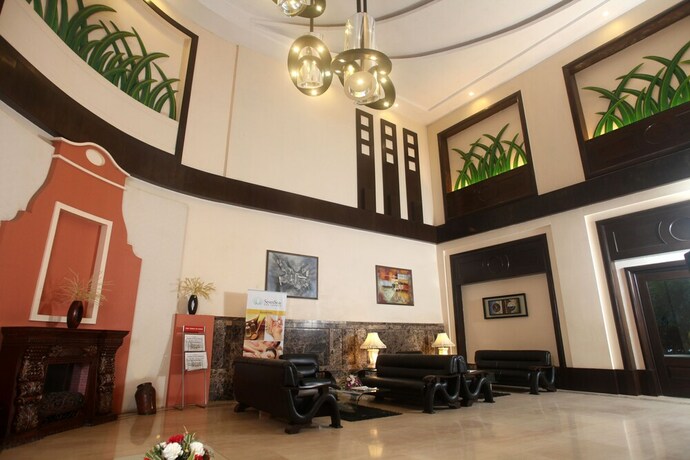 Imagen de los interiores del Hotel Pal Heights. Foto 33