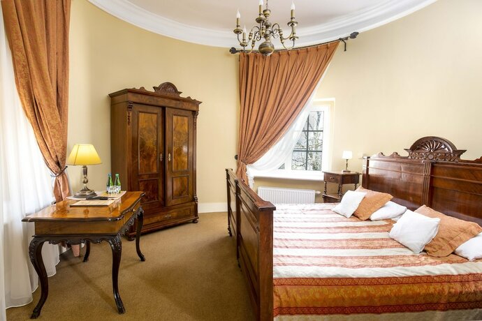 Imagen de la habitación del Hotel Palac Paulinum. Foto 19