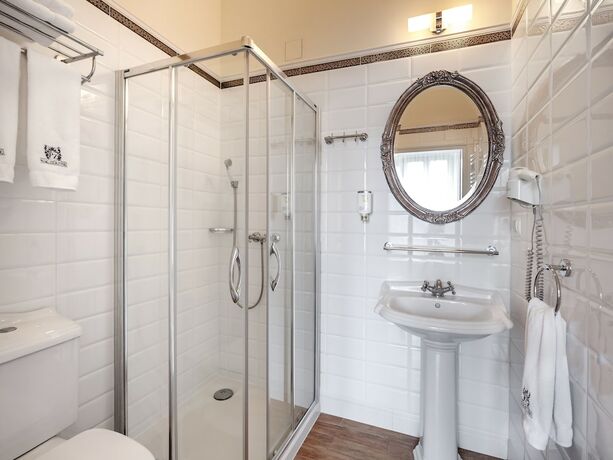Imagen de la habitación del Hotel Palac Zegrzynski. Foto 15