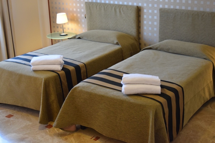 Imagen de la habitación del Hotel Palace 2000. Foto 4