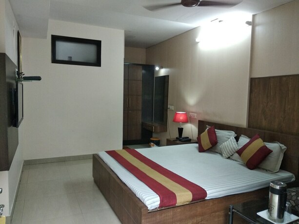 Imagen de la habitación del Hotel Palace, Amritsar. Foto 12