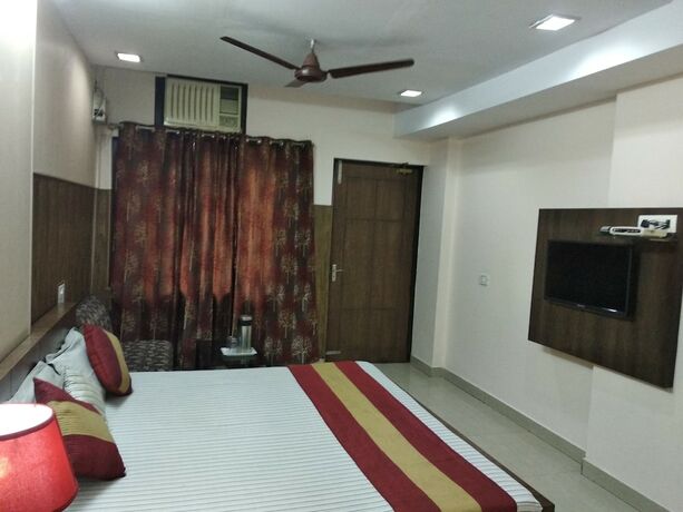 Imagen de la habitación del Hotel Palace, Amritsar. Foto 22