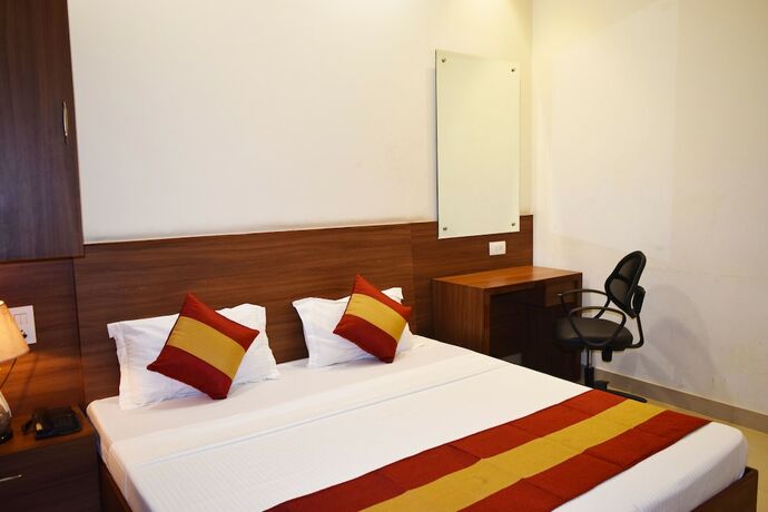 Imagen de la habitación del Hotel Palace, Amritsar. Foto 27