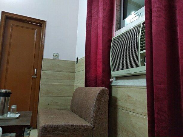 Imagen de la habitación del Hotel Palace, Amritsar. Foto 29